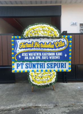Papan Bunga Duka di Lokpaikat